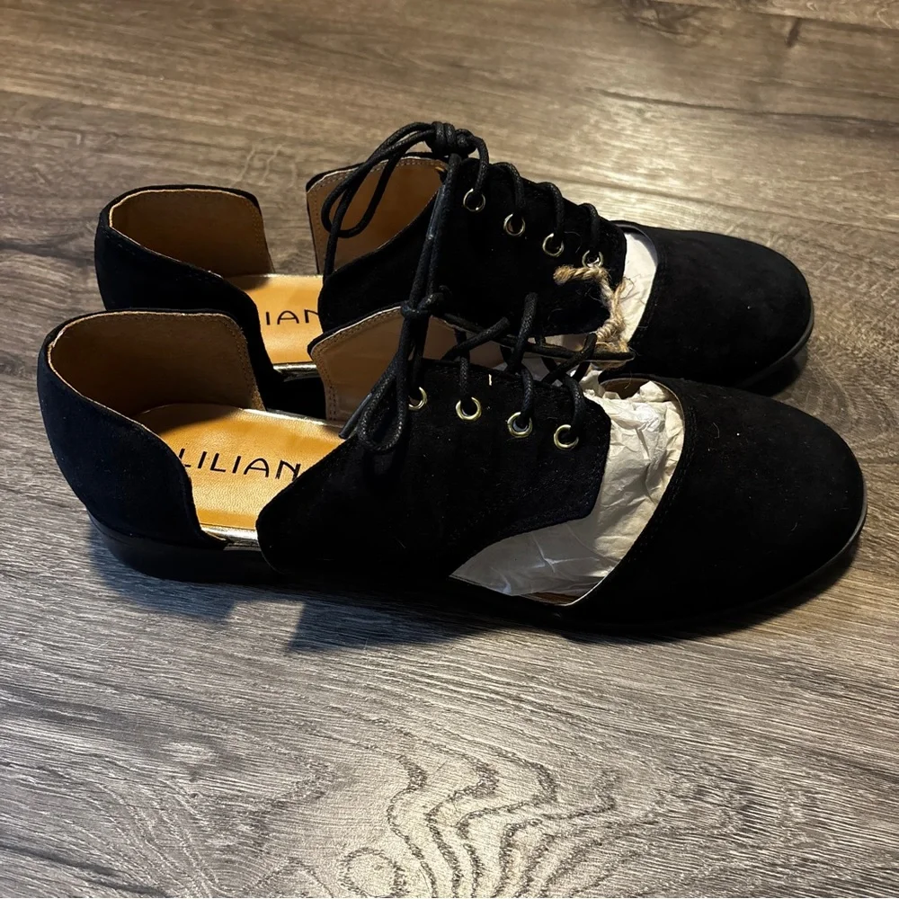 Elegant Black Oxford Sandals - Picture 2 of 6